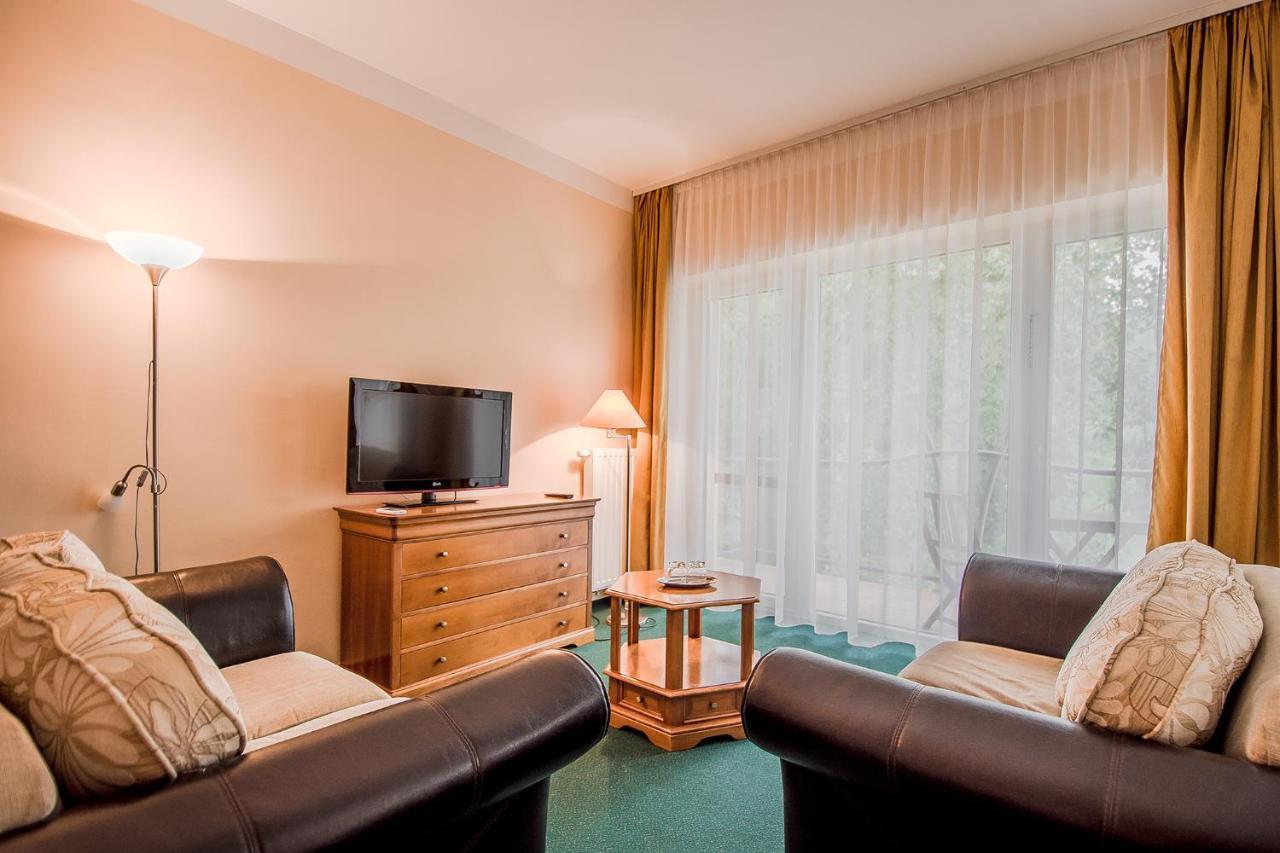 Sziget Hotel Veranka Ersekcsanad Екстериор снимка
